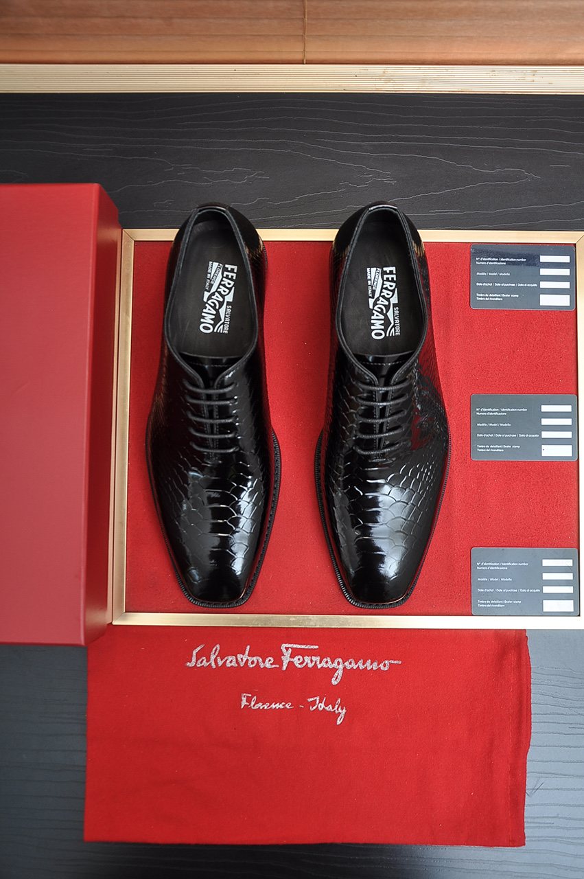 Ferragamo Black Textured Lace-Up Dress Shoes